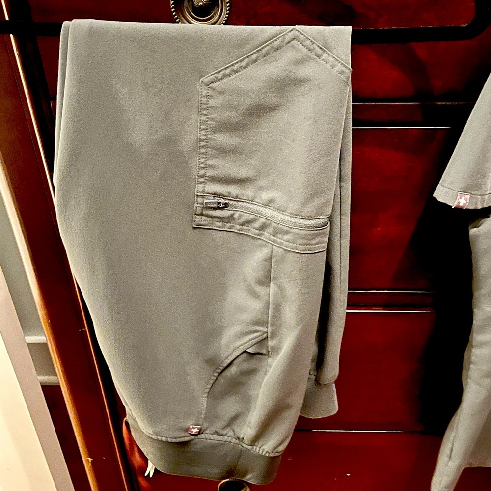 Figs Zamora jogger scrub pants
